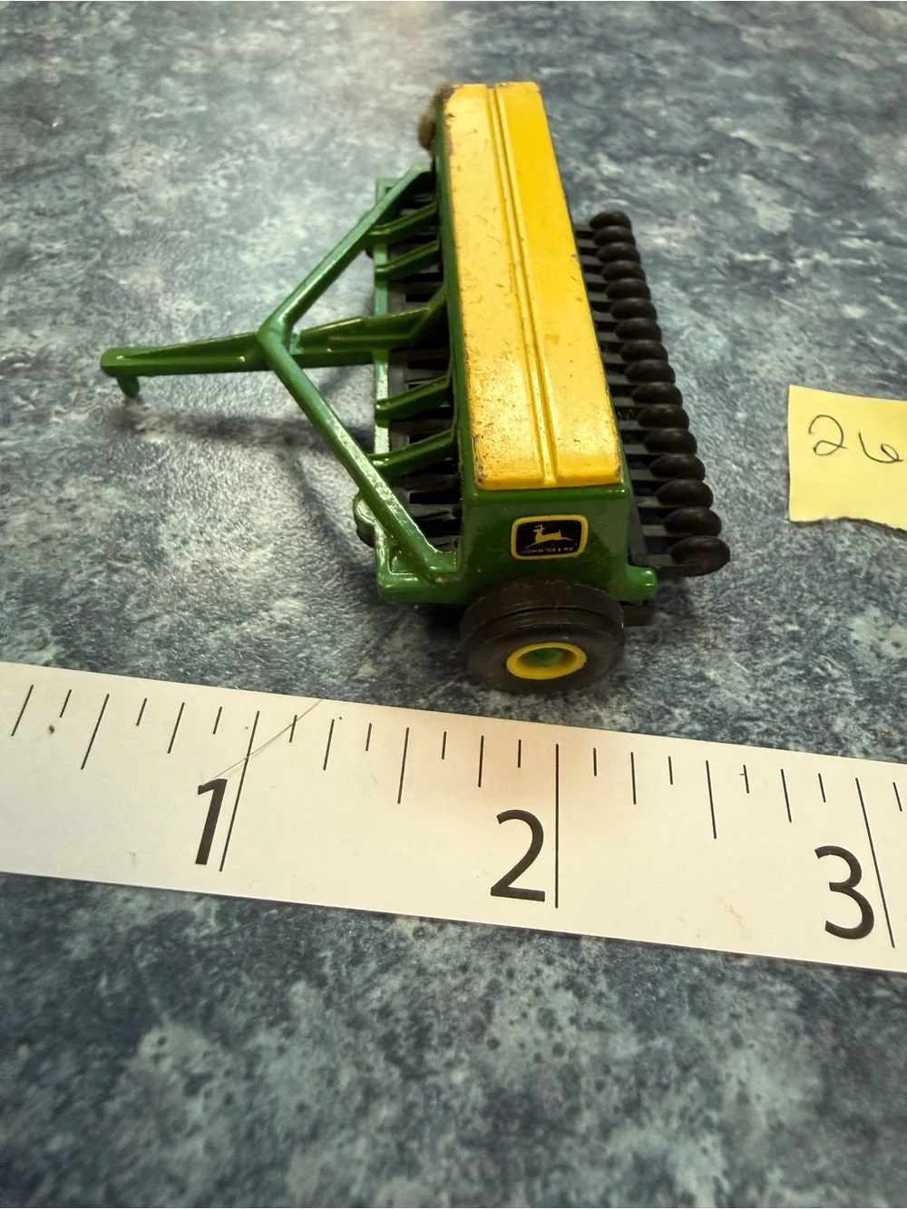 ERTL- Vintage Die Cast John Deere Green and Yellow Toy Seed Planter Accessory
